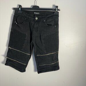 EUC CJ Black Premium Jeans Short  Men’s 28 Faded Multi Zippered